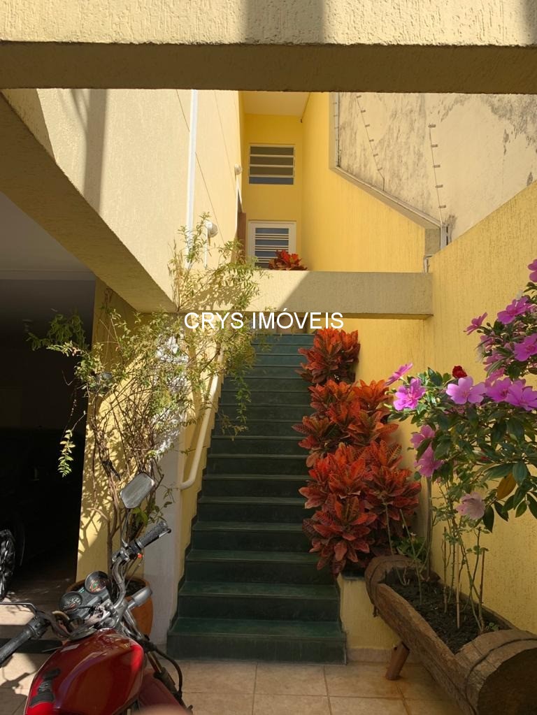 Casa à venda com 3 quartos, 190m² - Foto 16