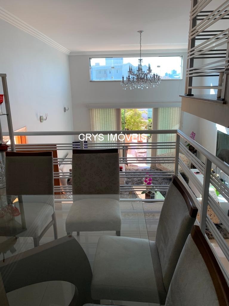 Casa à venda com 3 quartos, 190m² - Foto 24