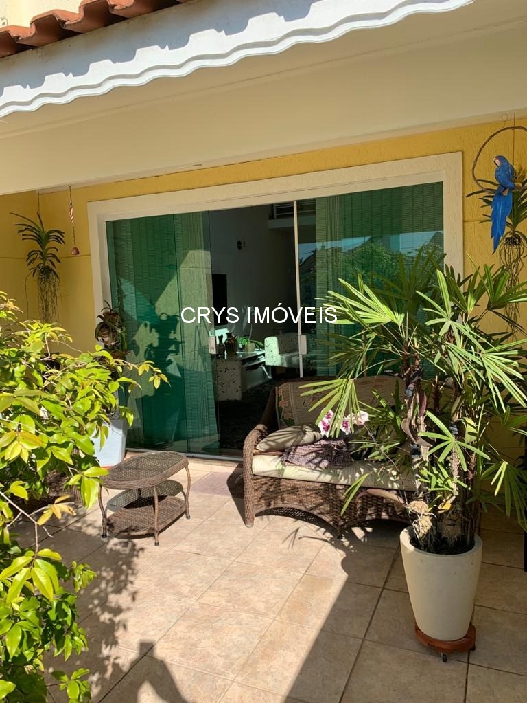 Casa à venda com 3 quartos, 190m² - Foto 25