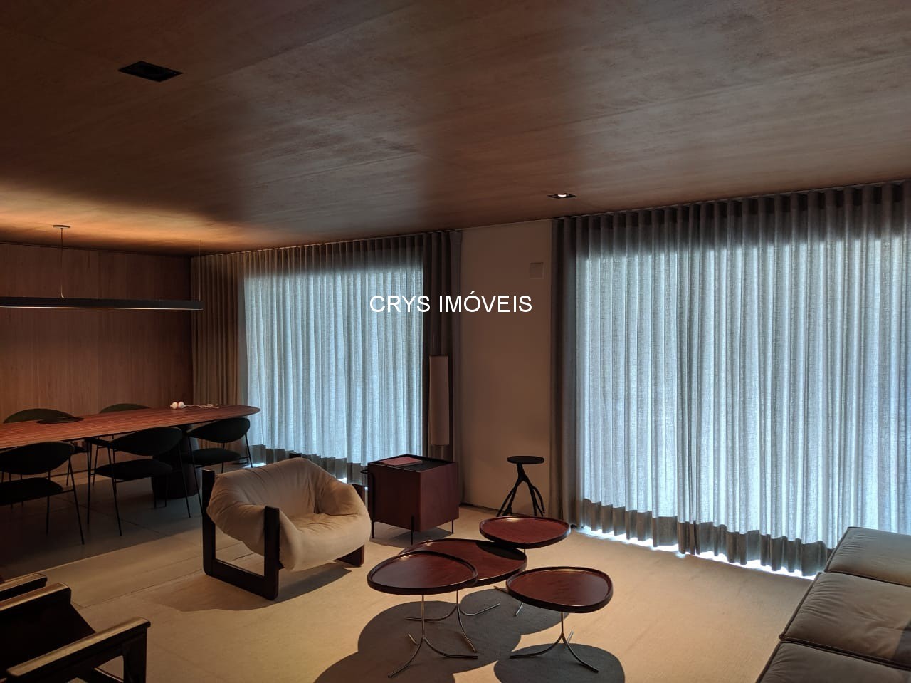 Apartamento, 3 quartos, 248 m² - Foto 1