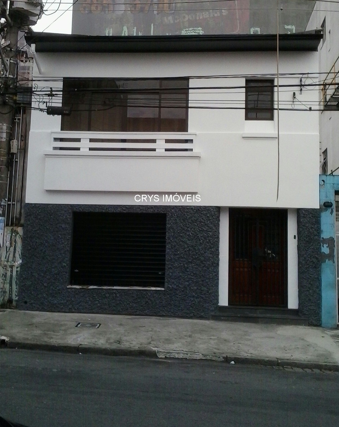 Casa para alugar com 3 quartos, 209m² - Foto 1