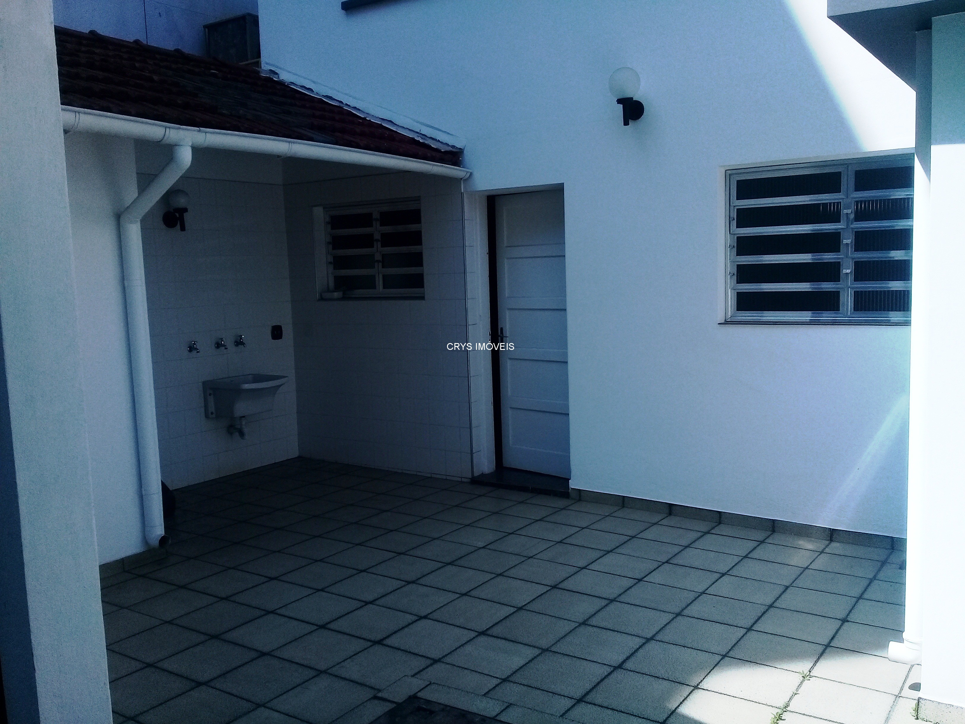 Casa para alugar com 3 quartos, 209m² - Foto 5
