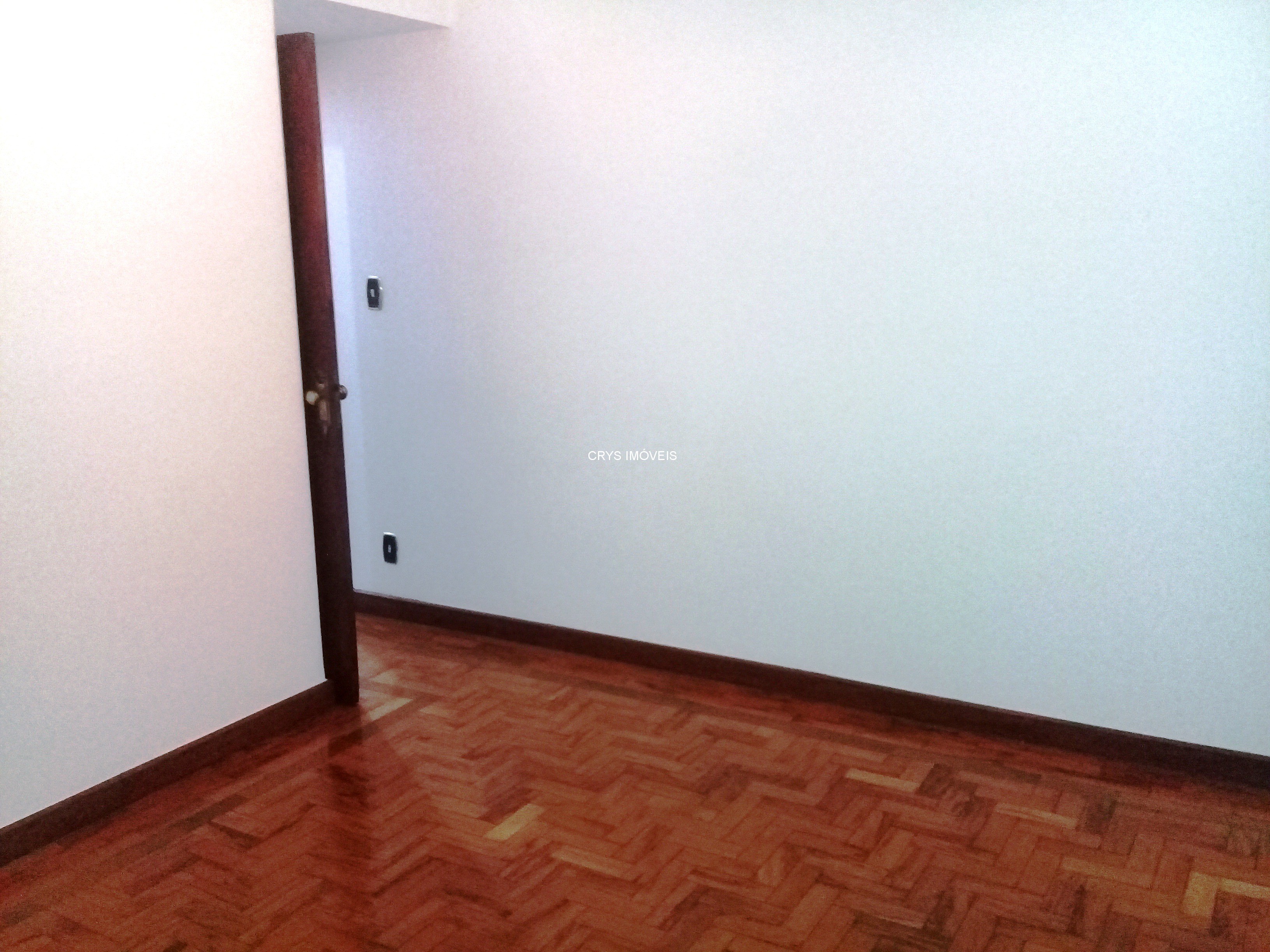 Casa para alugar com 3 quartos, 209m² - Foto 9