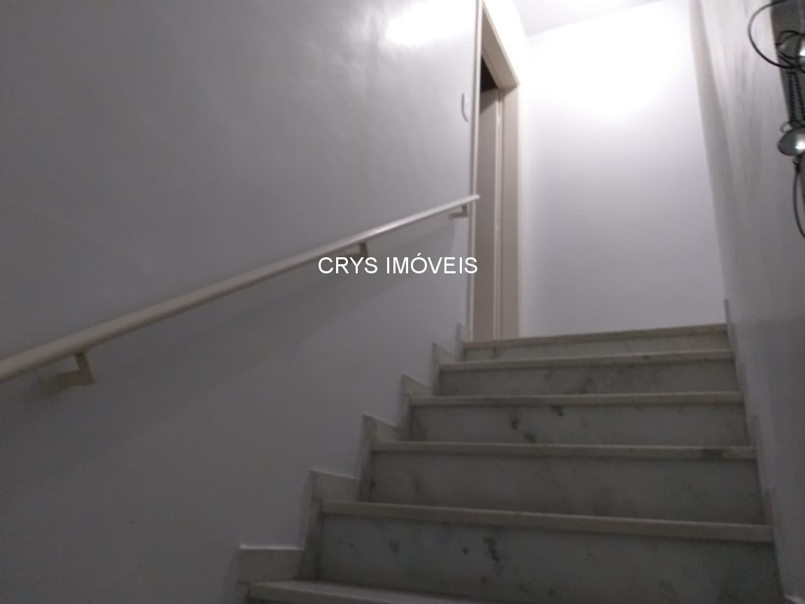 Casa, 3 quartos, 212 m² - Foto 4