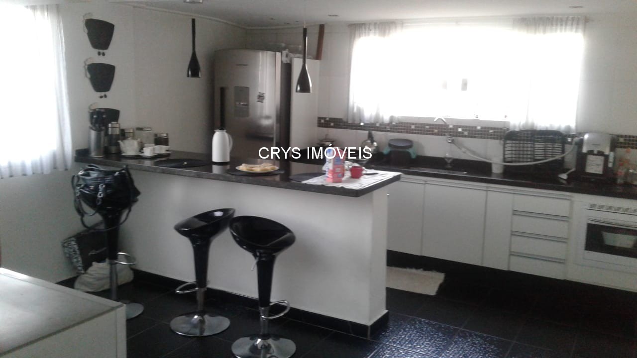 Casa, 3 quartos, 212 m² - Foto 5