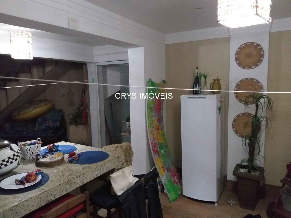 Casa, 3 quartos, 212 m² - Foto 8