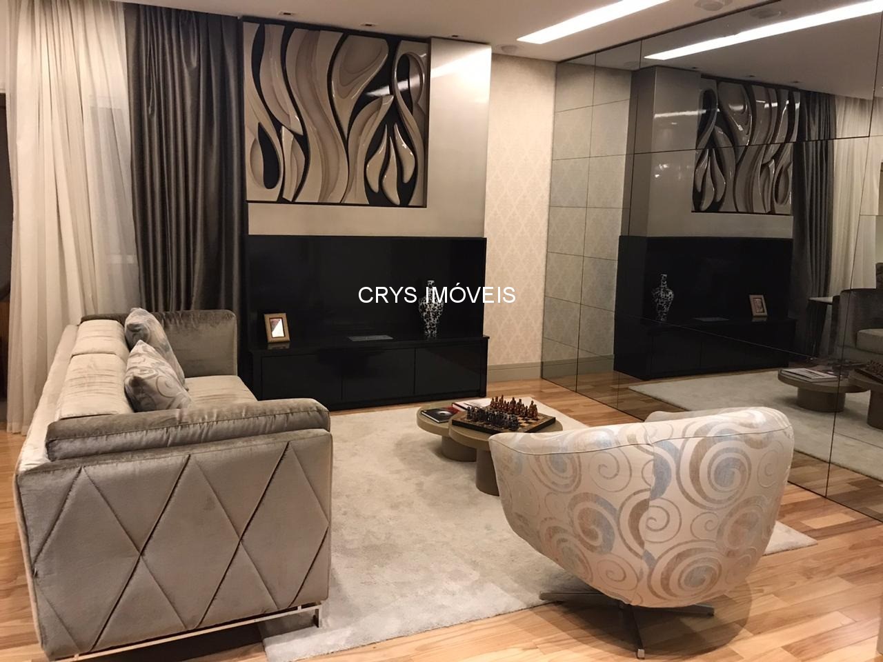 Apartamento, 3 quartos, 200 m² - Foto 1