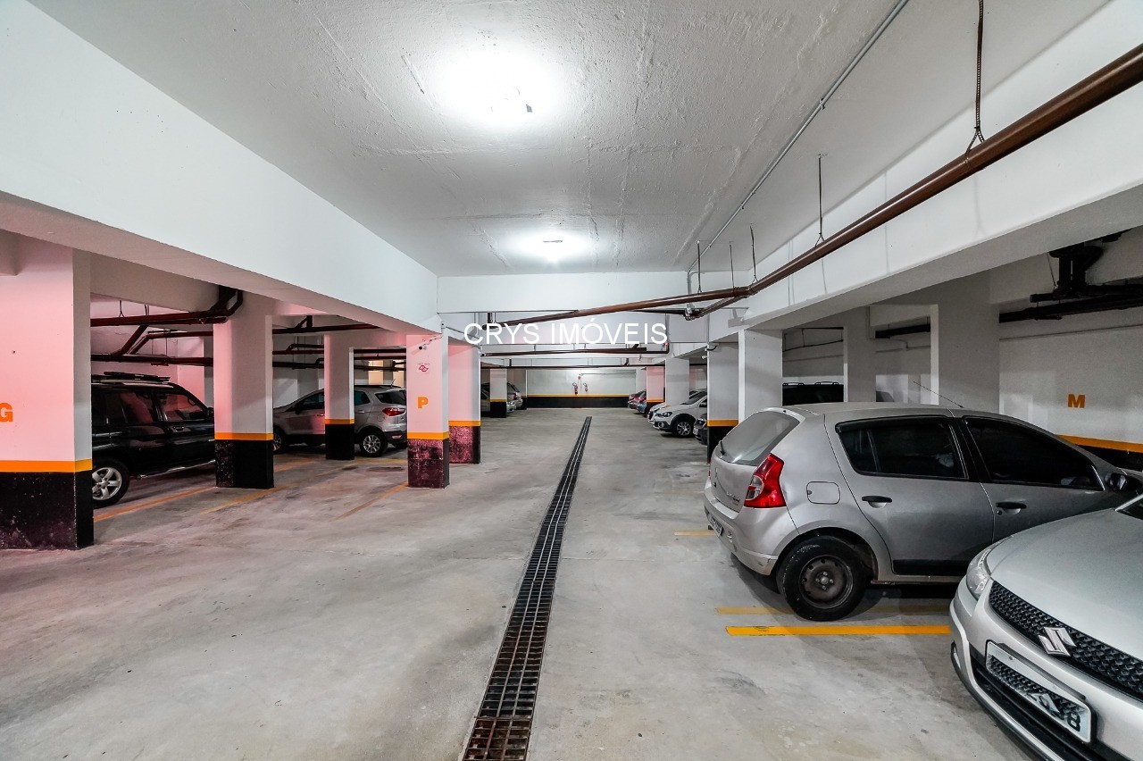 Apartamento à venda com 2 quartos, 70m² - Foto 7
