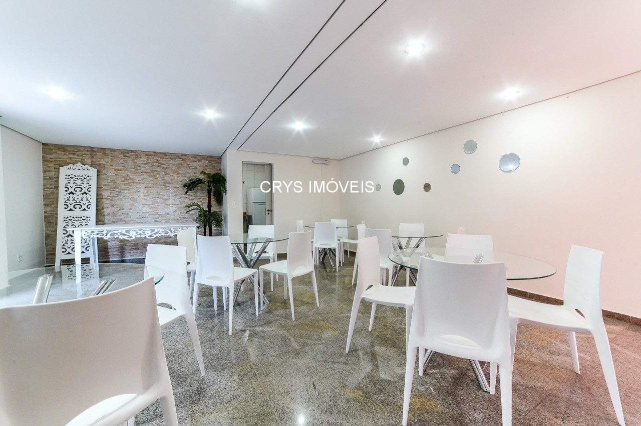 Apartamento à venda com 2 quartos, 70m² - Foto 10