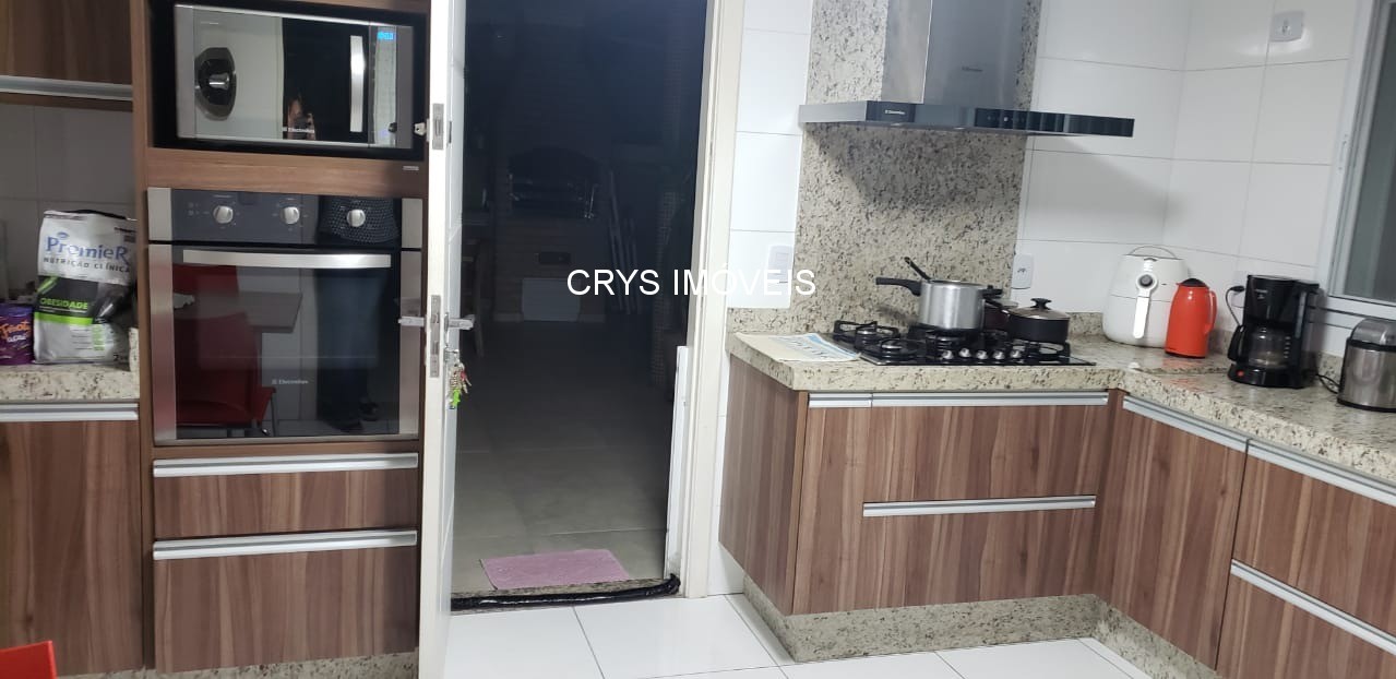 Casa, 3 quartos, 200 m² - Foto 12