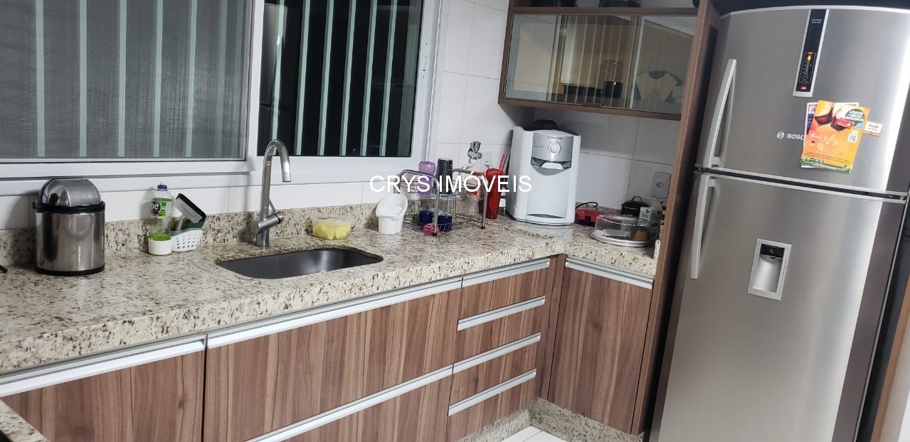 Casa, 3 quartos, 200 m² - Foto 13