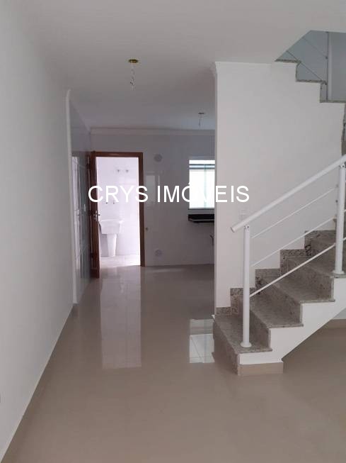 Casa à venda com 2 quartos, 80m² - Foto 1