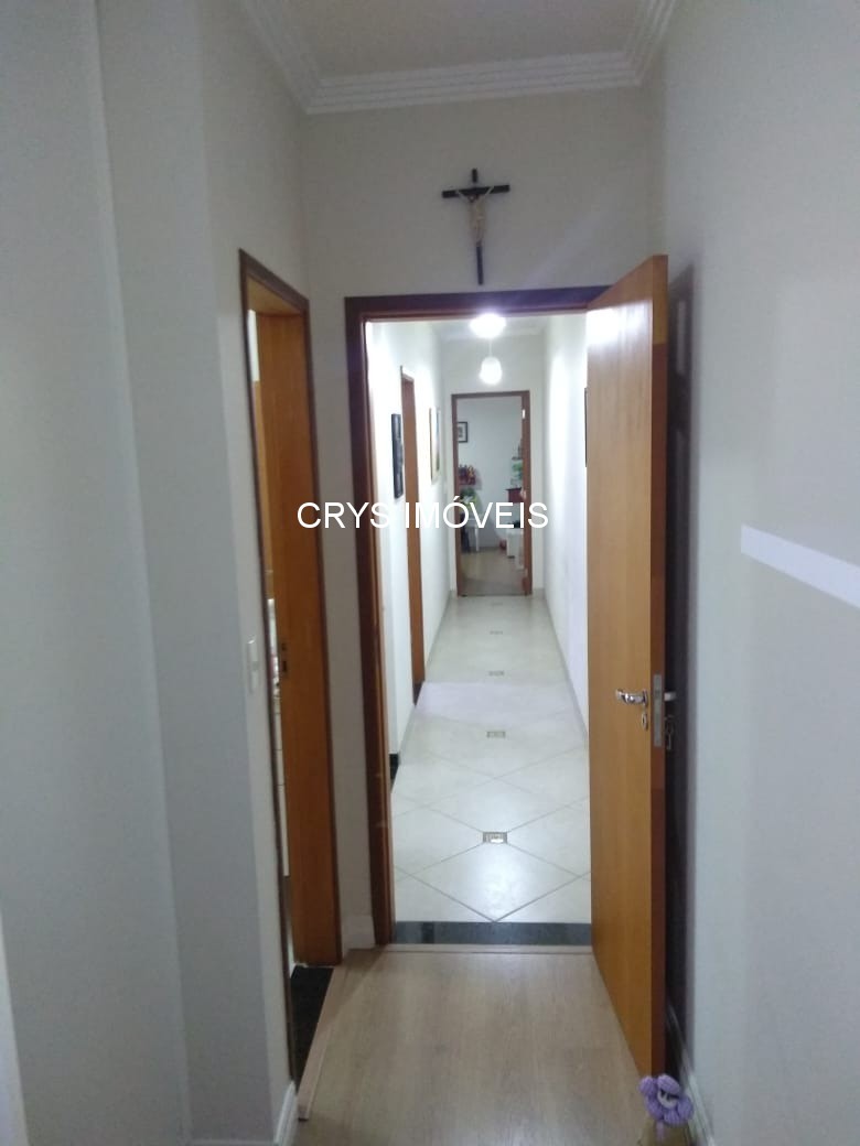 Casa à venda com 3 quartos, 206m² - Foto 12