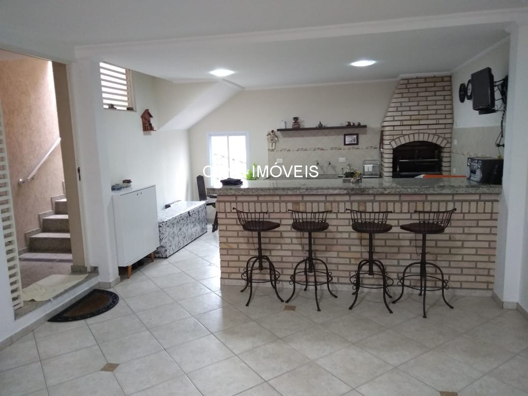 Casa à venda com 3 quartos, 206m² - Foto 15