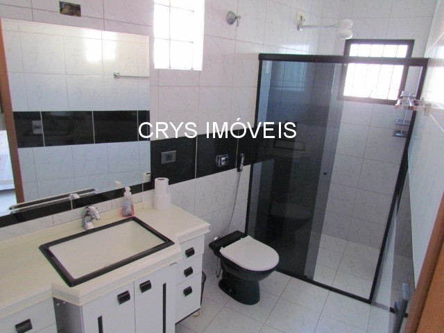 Casa, 3 quartos, 250 m² - Foto 6