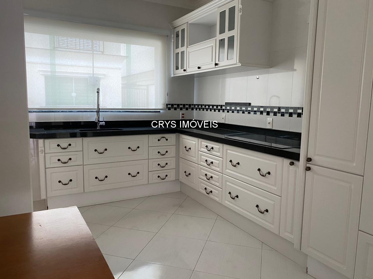 Casa à venda com 4 quartos, 460m² - Foto 8