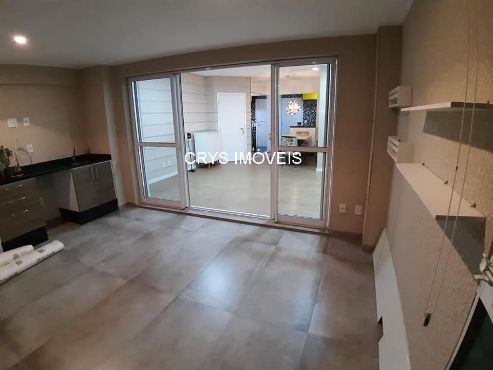 Apartamento à venda com 3 quartos, 100m² - Foto 1