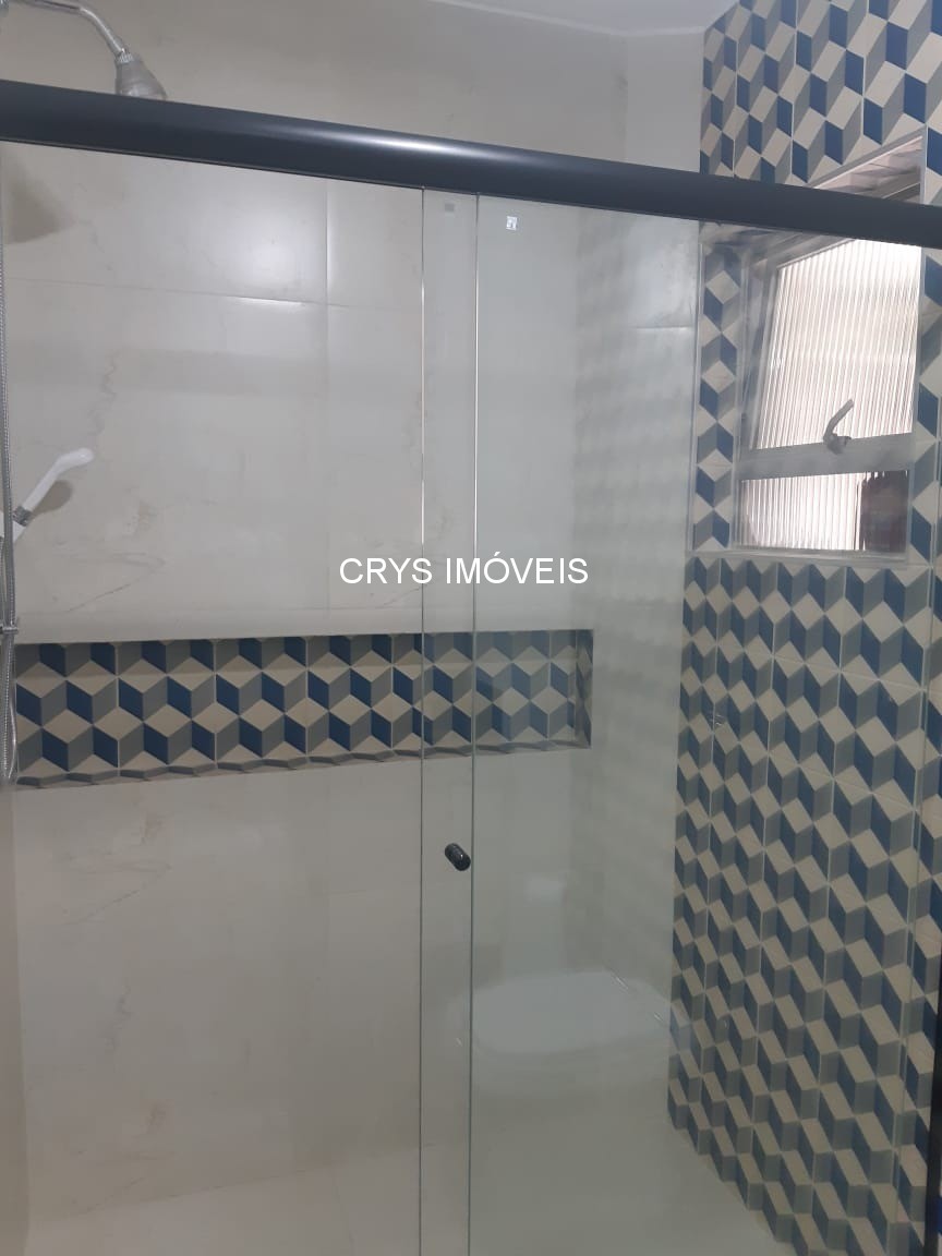 Apartamento à venda com 3 quartos, 160m² - Foto 2