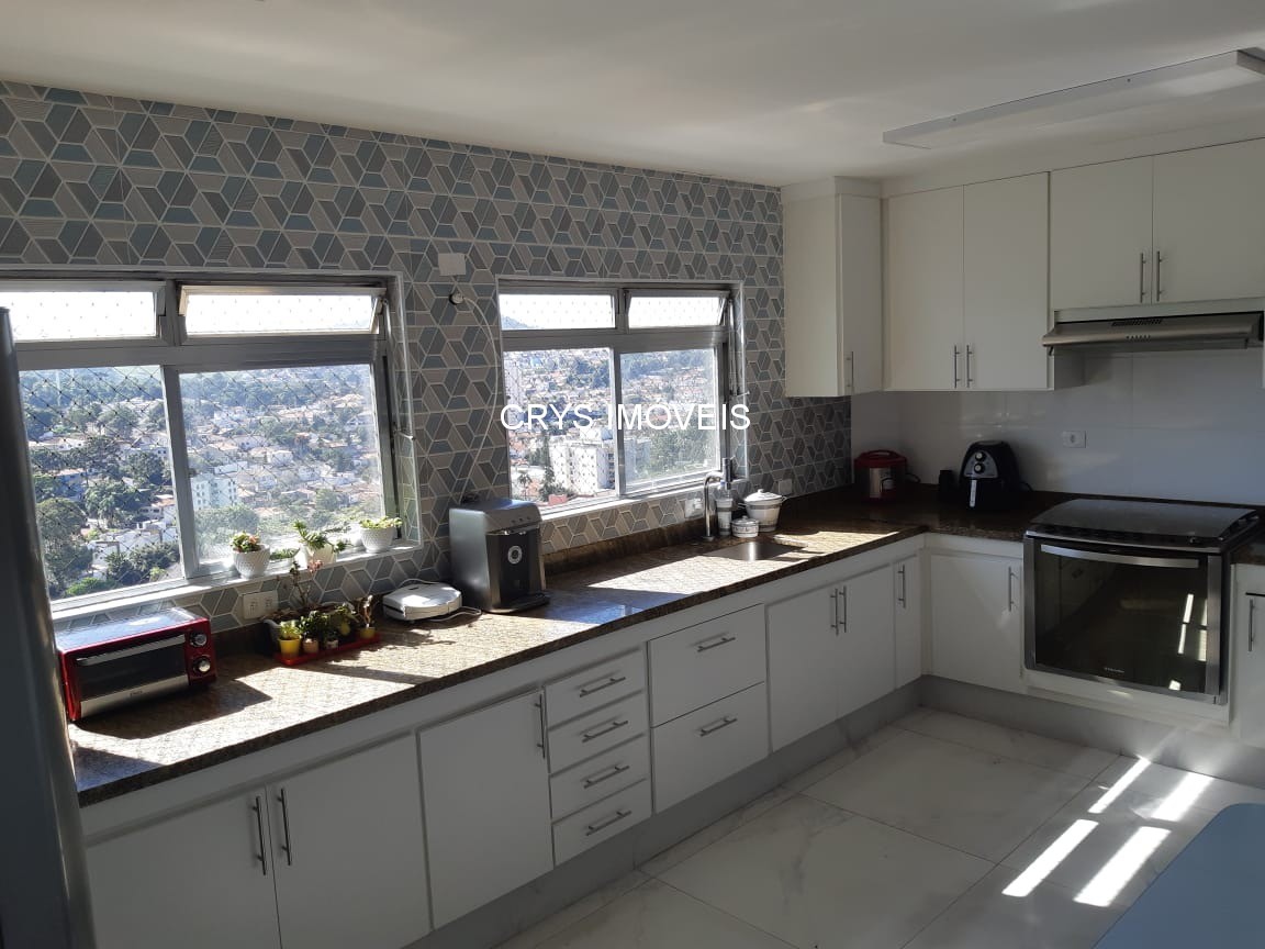 Apartamento à venda com 3 quartos, 160m² - Foto 17