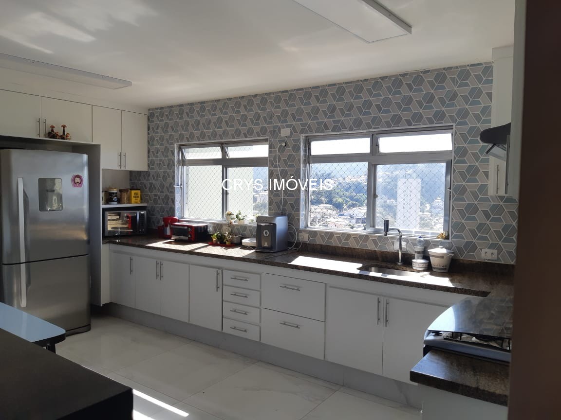 Apartamento à venda com 3 quartos, 160m² - Foto 18