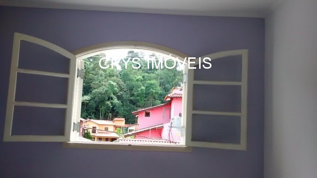 Casa à venda com 3 quartos, 200m² - Foto 7