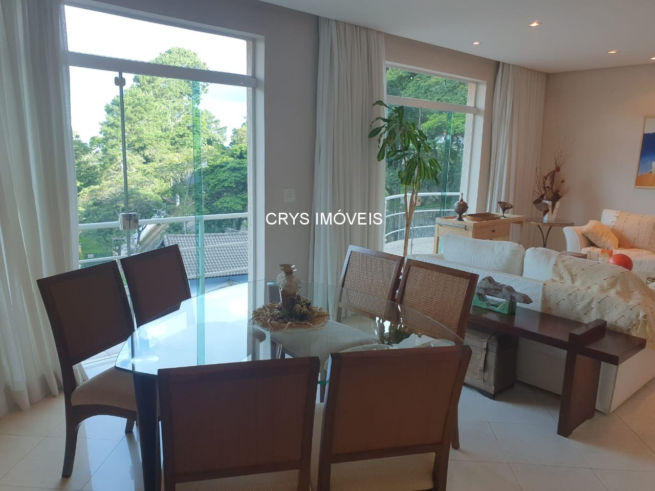 Casa, 4 quartos, 570 m² - Foto 1