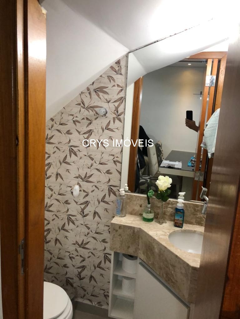 Casa à venda com 2 quartos, 62m² - Foto 6