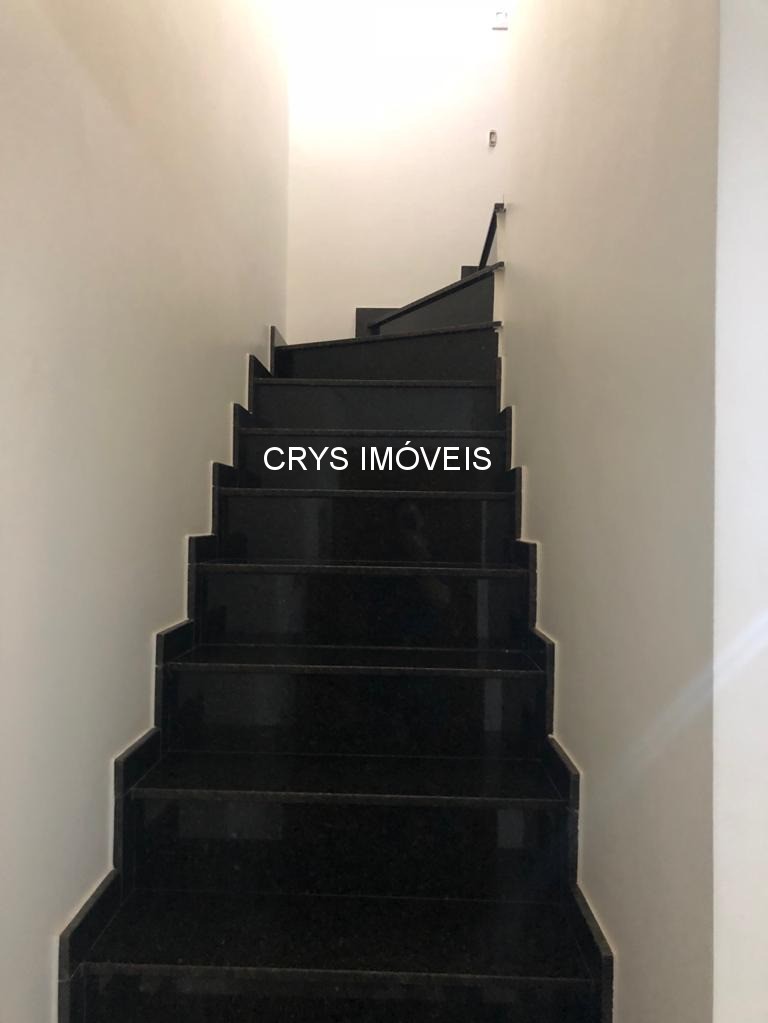 Casa à venda com 2 quartos, 62m² - Foto 9