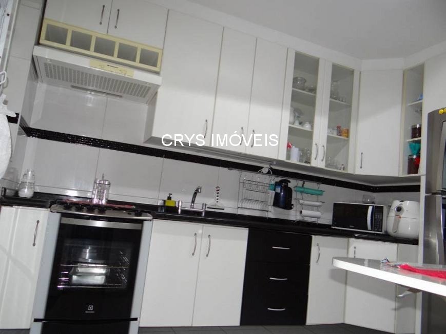 Casa à venda com 3 quartos, 149m² - Foto 7