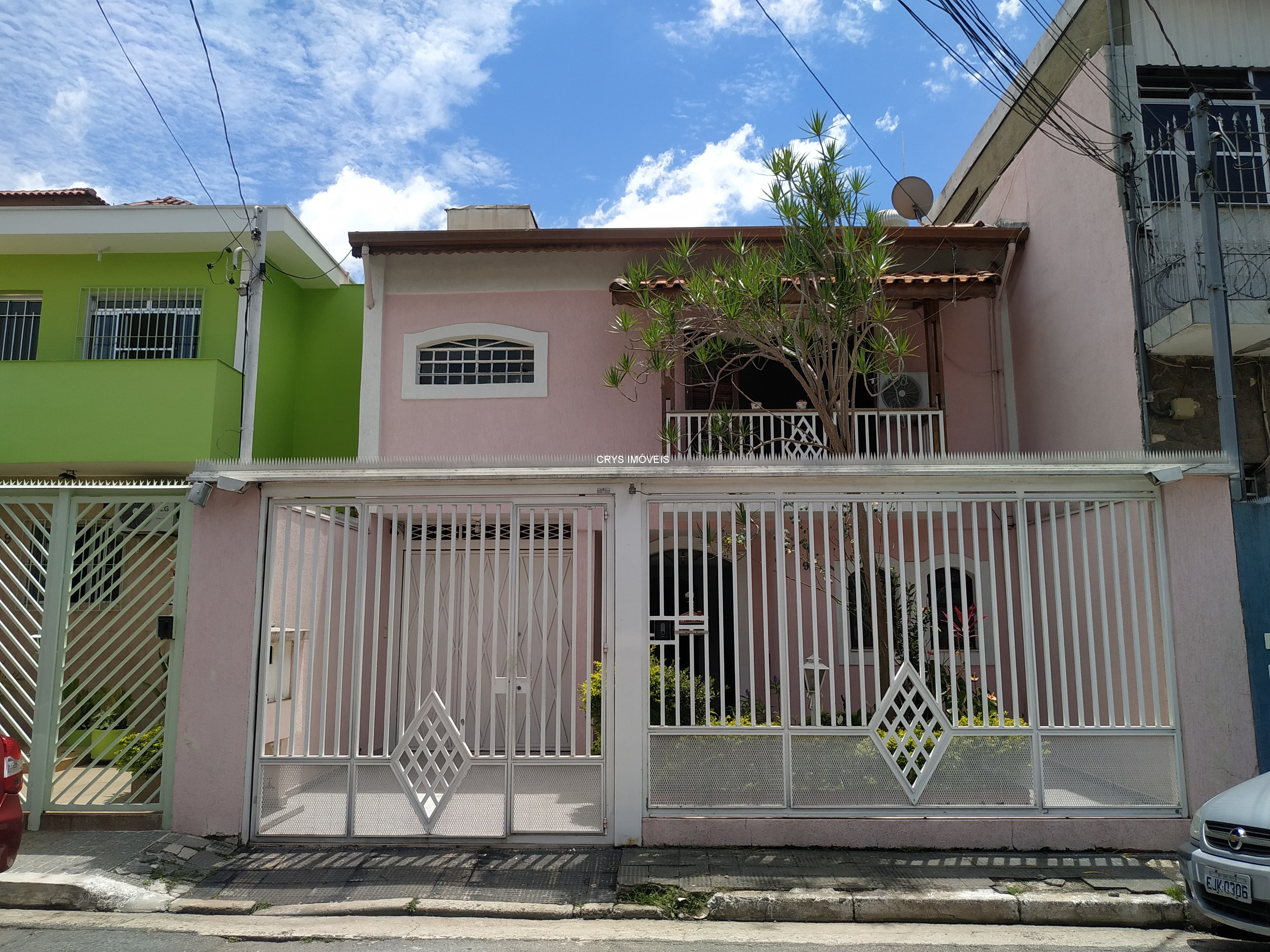 Casa, 3 quartos, 200 m² - Foto 1