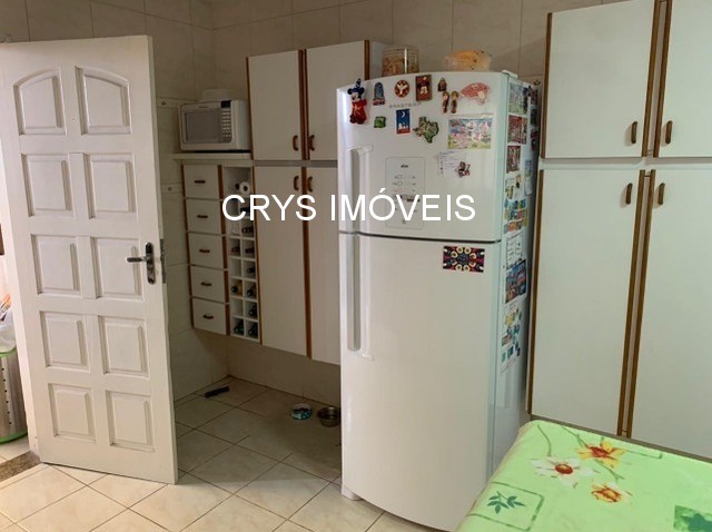 Casa à venda com 3 quartos - Foto 4