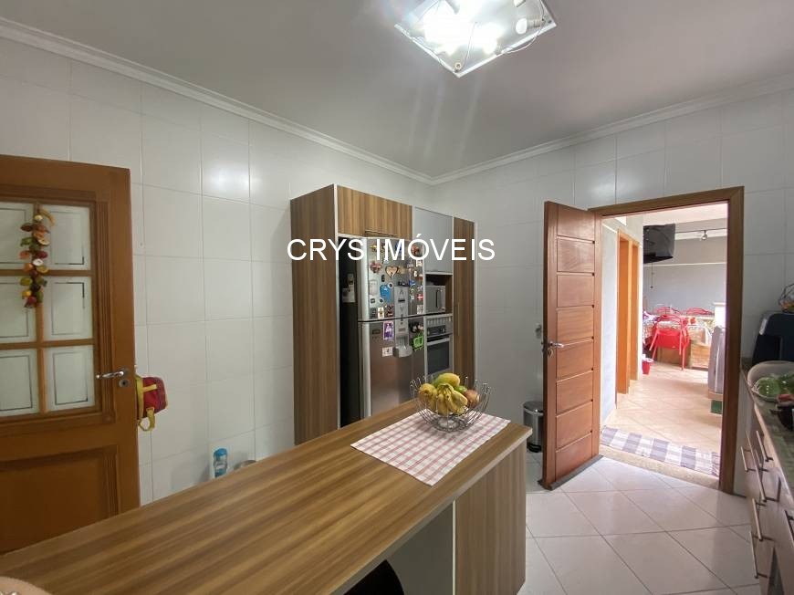 Casa, 3 quartos, 220 m² - Foto 6