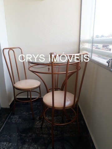 Apartamento à venda com 2 quartos, 60m² - Foto 11