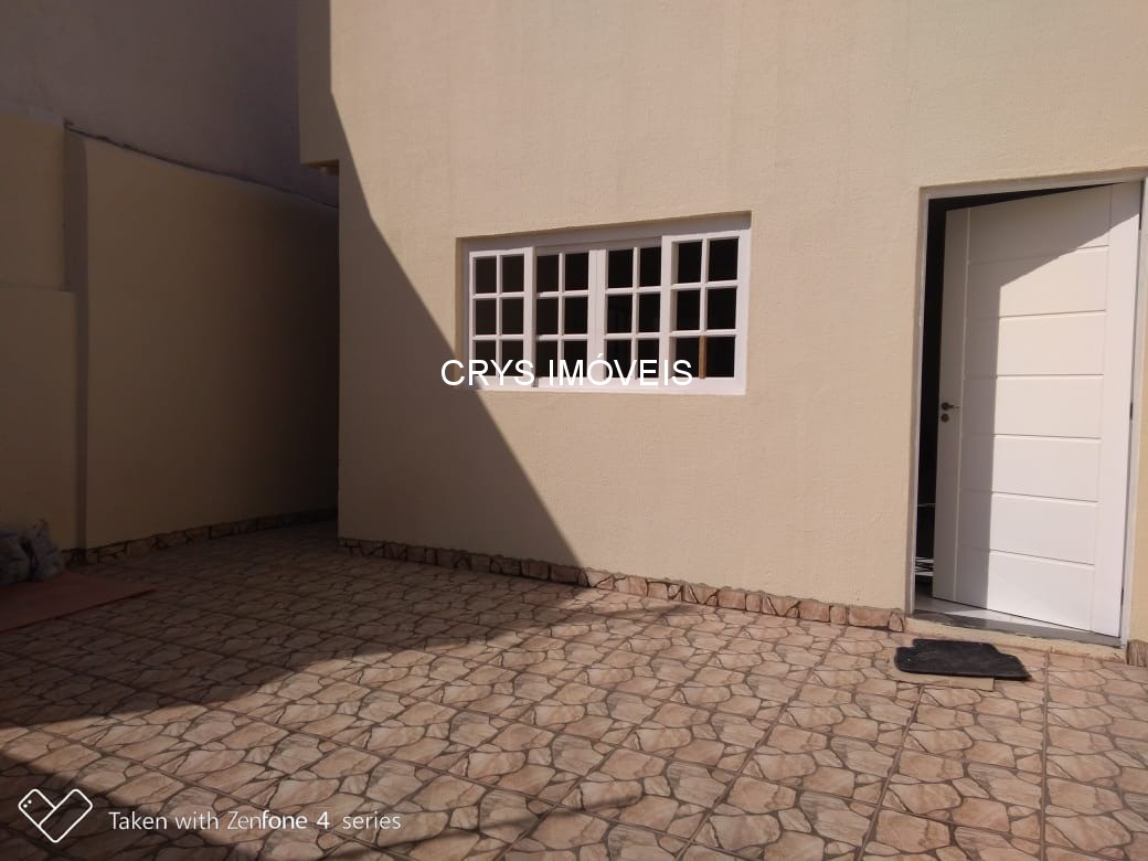 Casa, 3 quartos, 180 m² - Foto 2