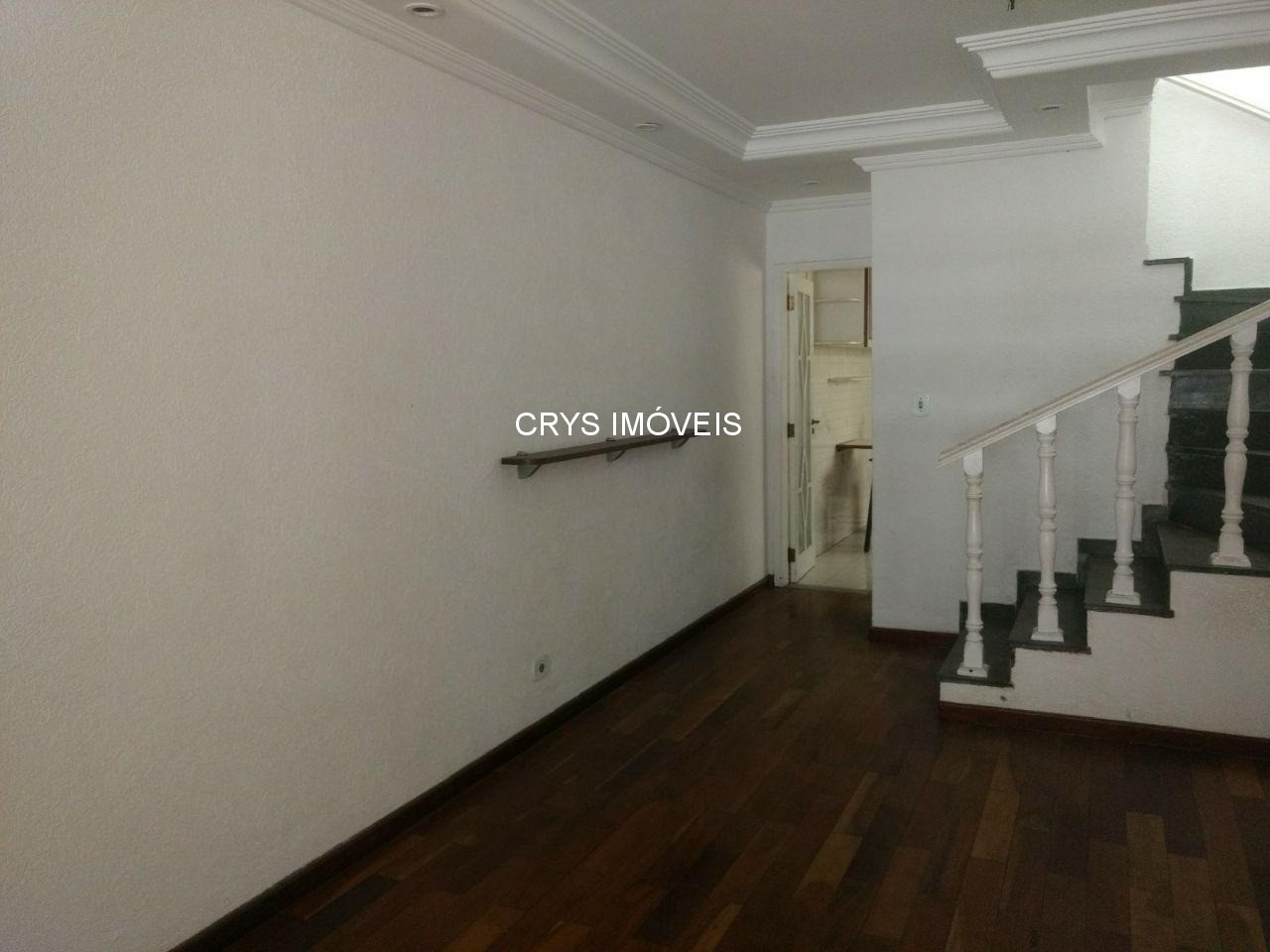 Casa à venda com 3 quartos, 123m² - Foto 1