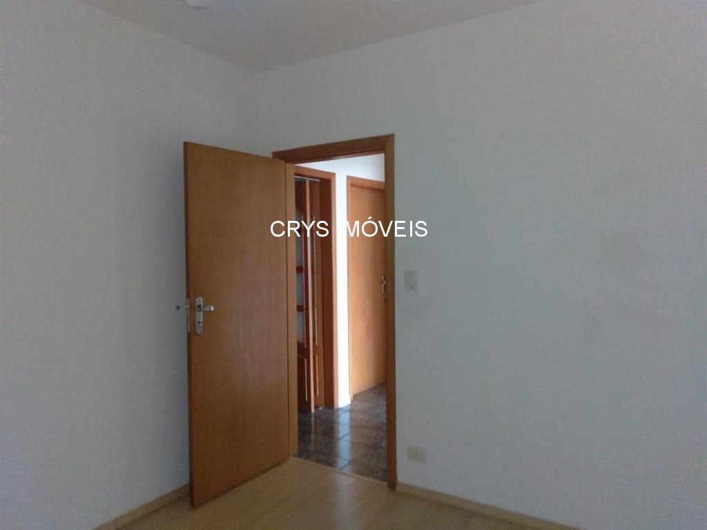 Casa à venda com 10 quartos, 320m² - Foto 7
