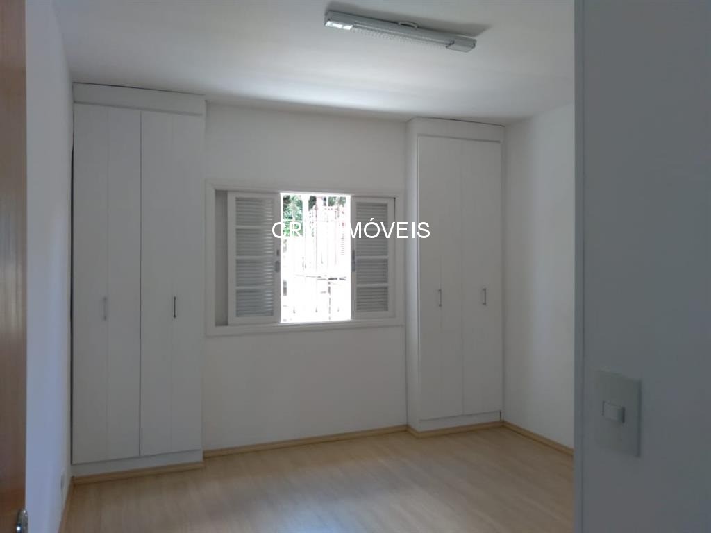 Casa à venda com 10 quartos, 320m² - Foto 11