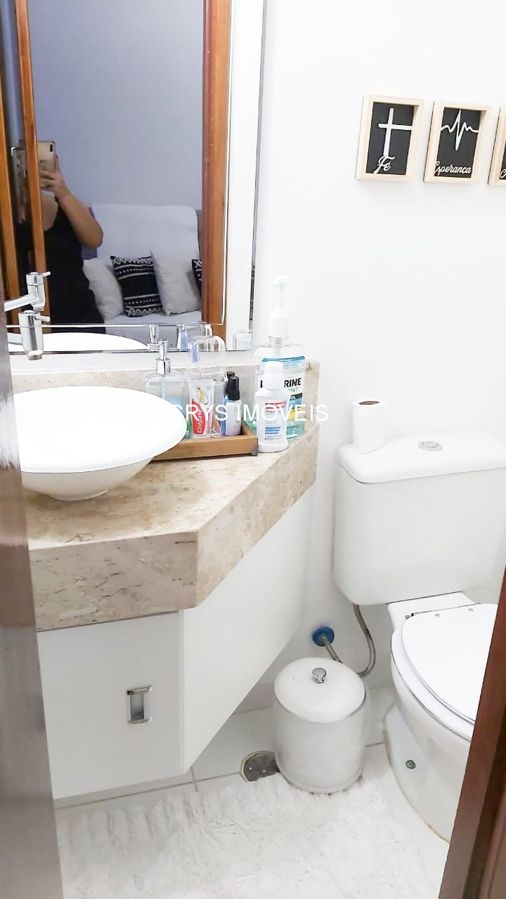 Casa à venda com 2 quartos, 71m² - Foto 17