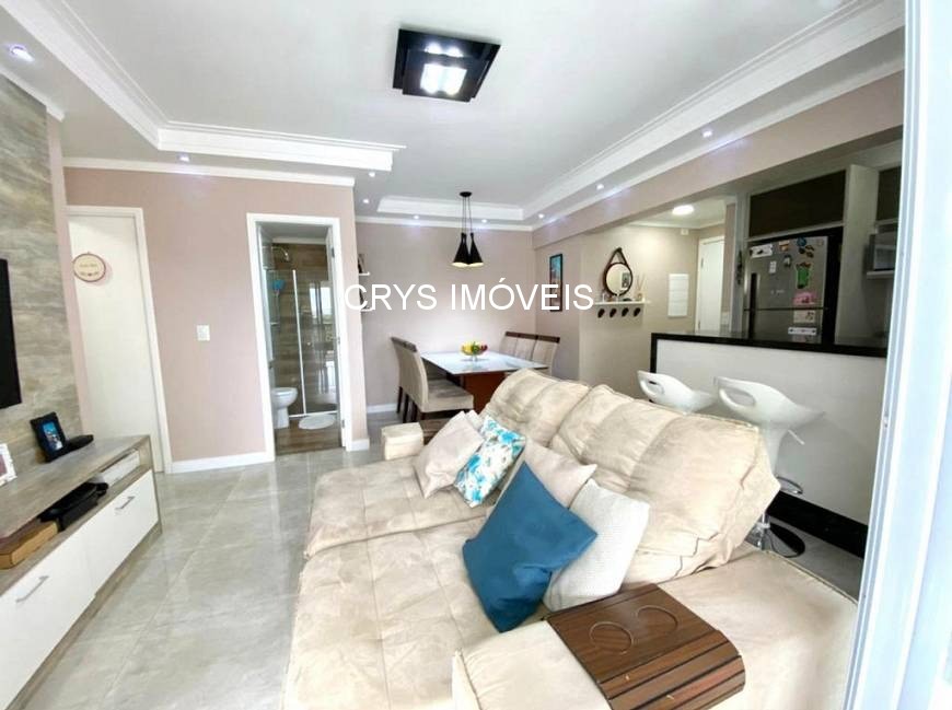 Apartamento à venda com 2 quartos, 70m² - Foto 7