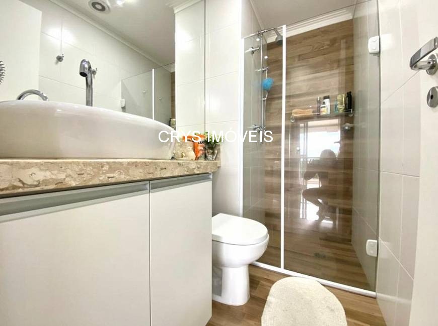 Apartamento à venda com 2 quartos, 70m² - Foto 13