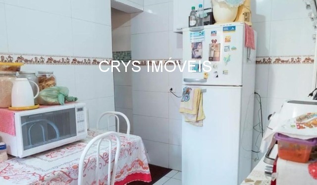 Casa à venda com 3 quartos, 250m² - Foto 3