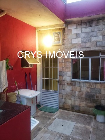 Casa à venda com 3 quartos, 250m² - Foto 8