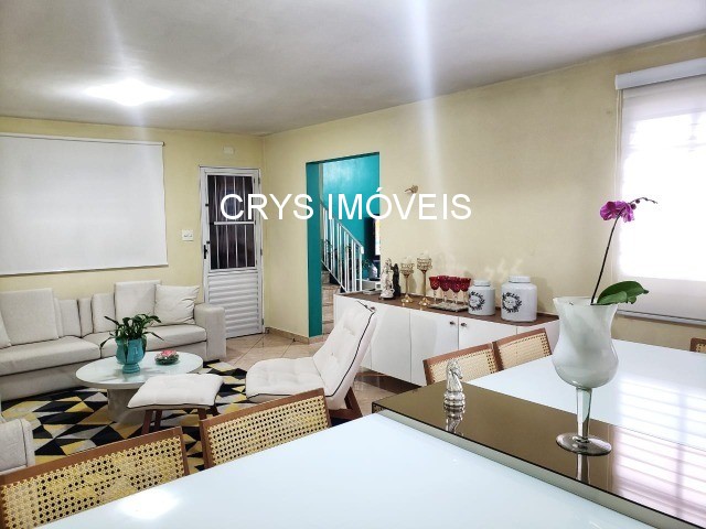 Casa à venda com 3 quartos, 250m² - Foto 17