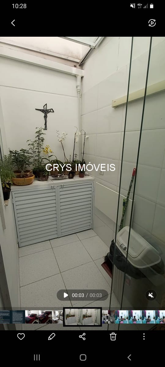 Casa à venda com 2 quartos, 71m² - Foto 13