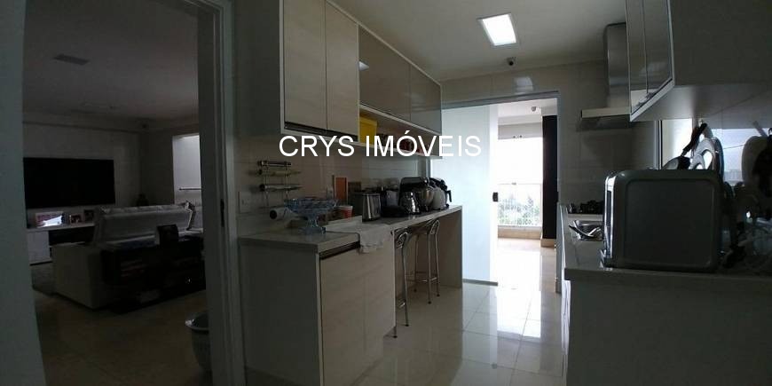 Cobertura, 3 quartos, 258 m² - Foto 13