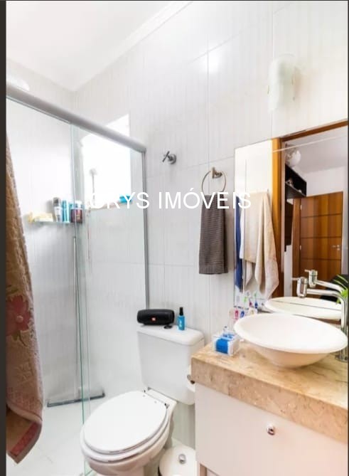 Casa à venda com 2 quartos, 71m² - Foto 6