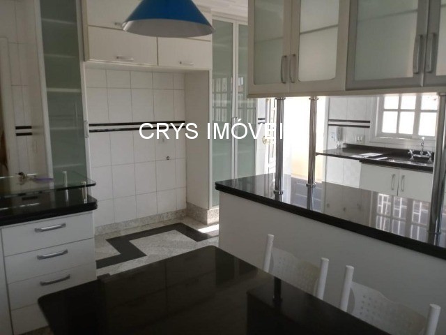 Casa, 3 quartos, 270 m² - Foto 11