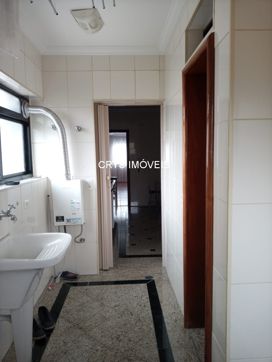 Apartamento à venda com 3 quartos, 115m² - Foto 18