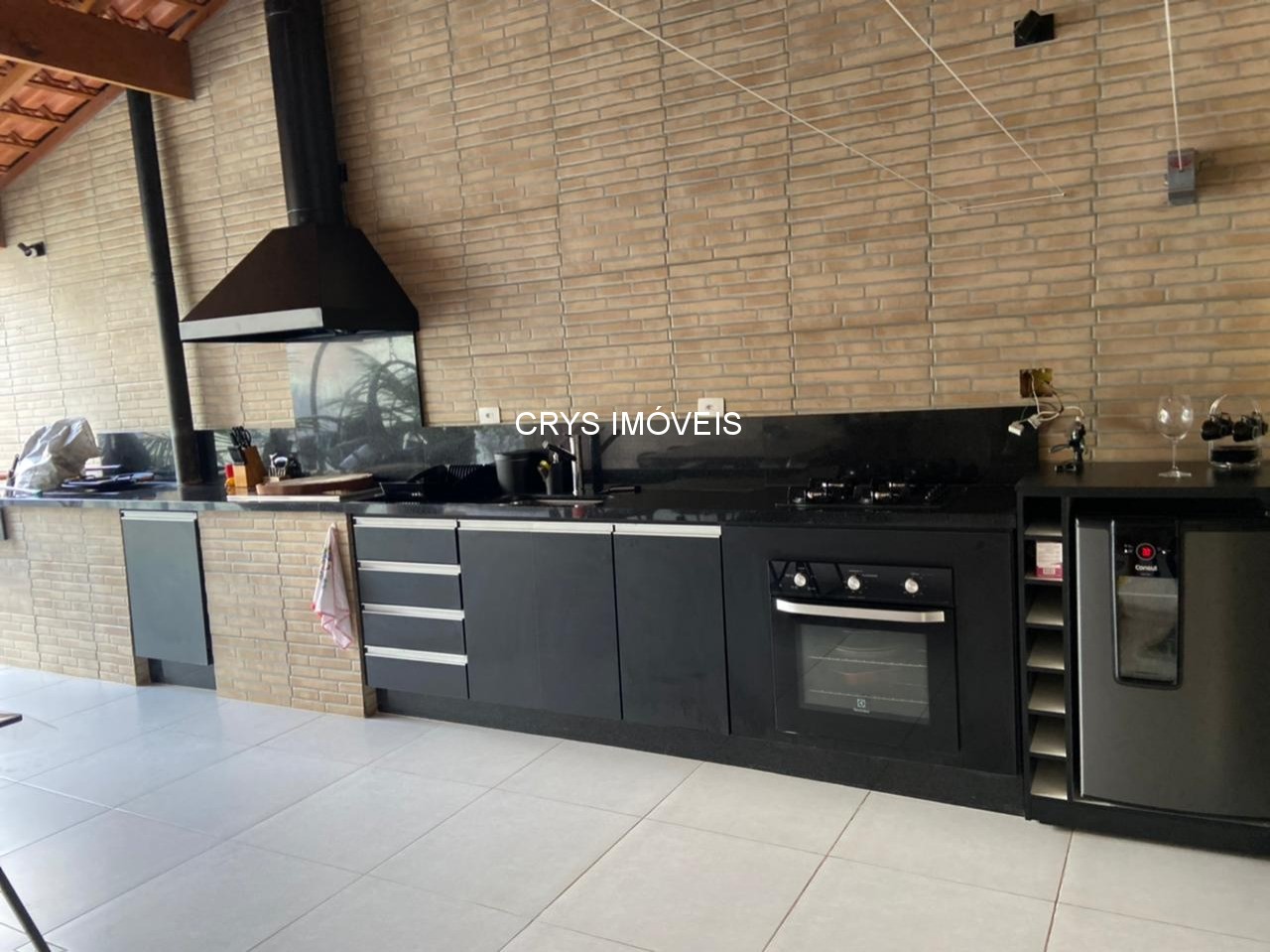 Casa, 3 quartos, 250 m² - Foto 1