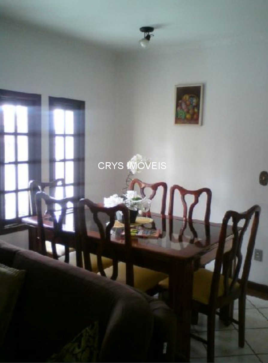 Casa, 3 quartos, 200 m² - Foto 9